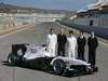 BMW Sauber C29, fltr Pedro de la Rosa, Peter Sauber, Kamui Kobayashi, Monisha Kaltenborn e Willy Rampf
